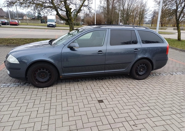 Skoda Octavia cena 12900 przebieg: 255000, rok produkcji 2008 z Suwałki małe 172